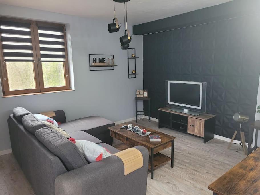 Petite Maison Cosy En Duplex Eguelshardt Exterior photo